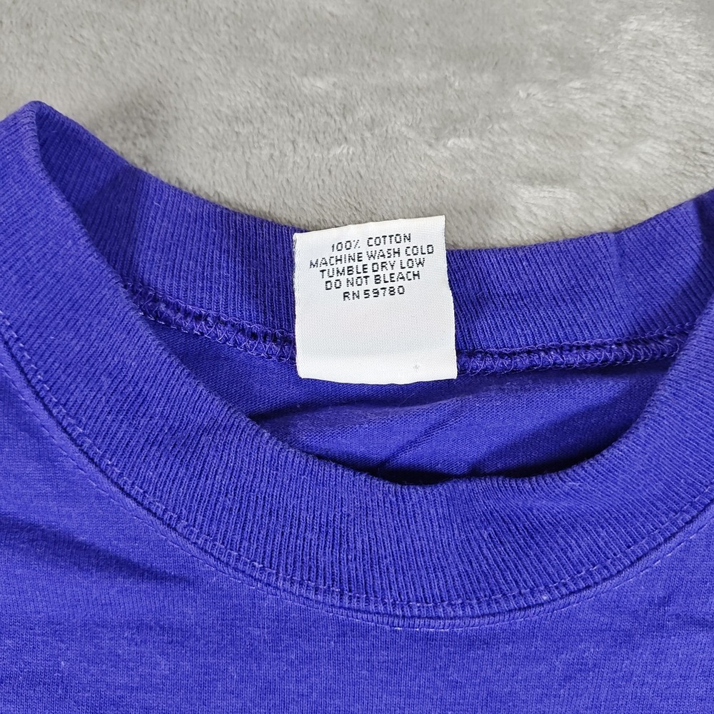 Vintage Guess Shirt Men Large Purple 90s Embroidered Quality Style Single Stitch - Picture 6 of 9